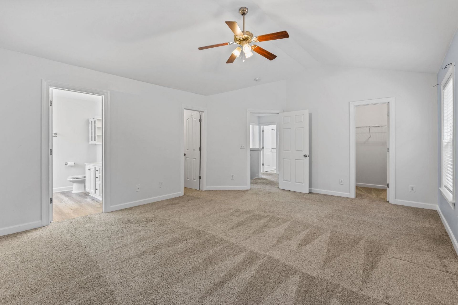 136 Molinia Dr.  Photo 22