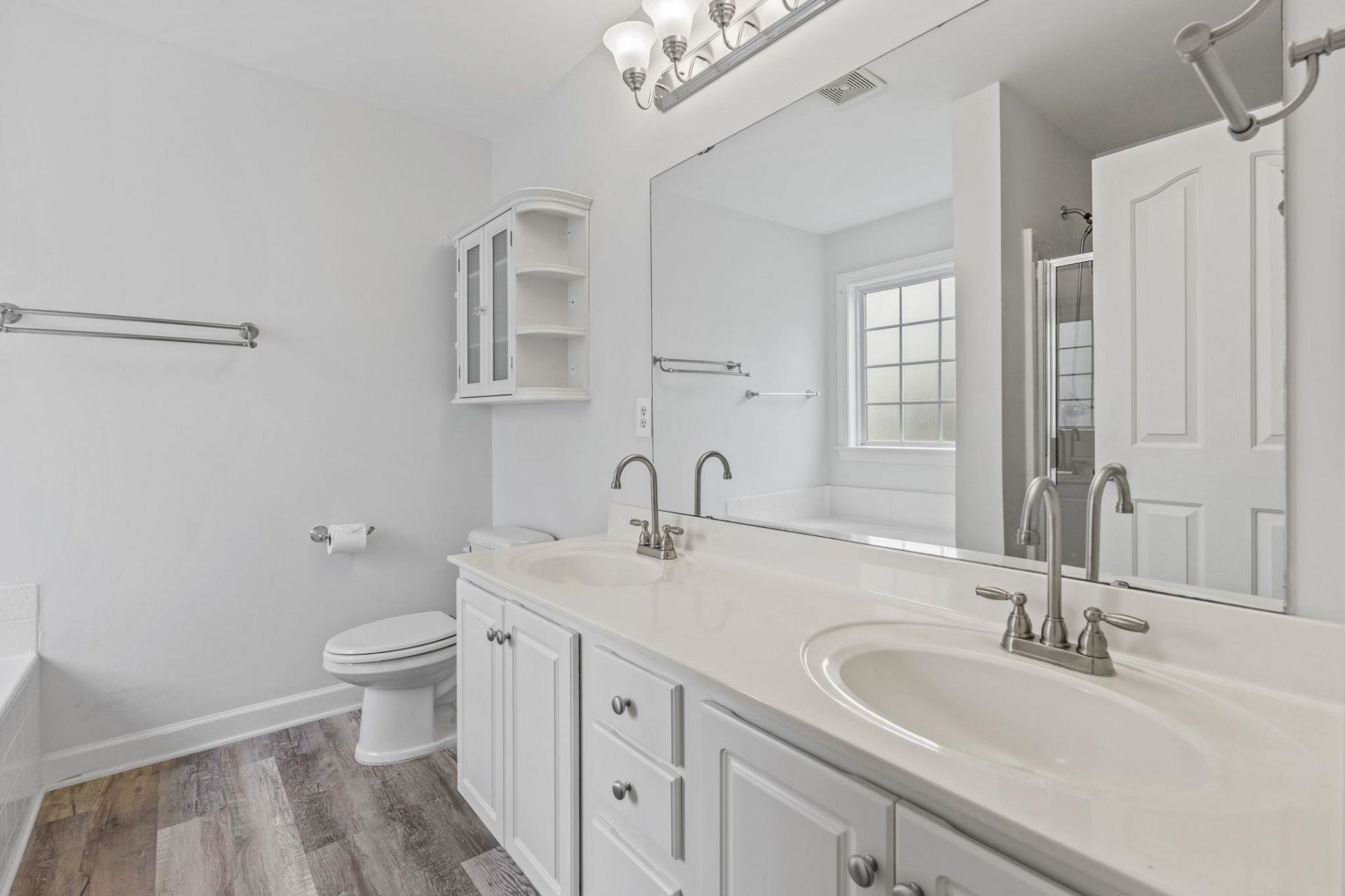 136 Molinia Dr.  Photo 23