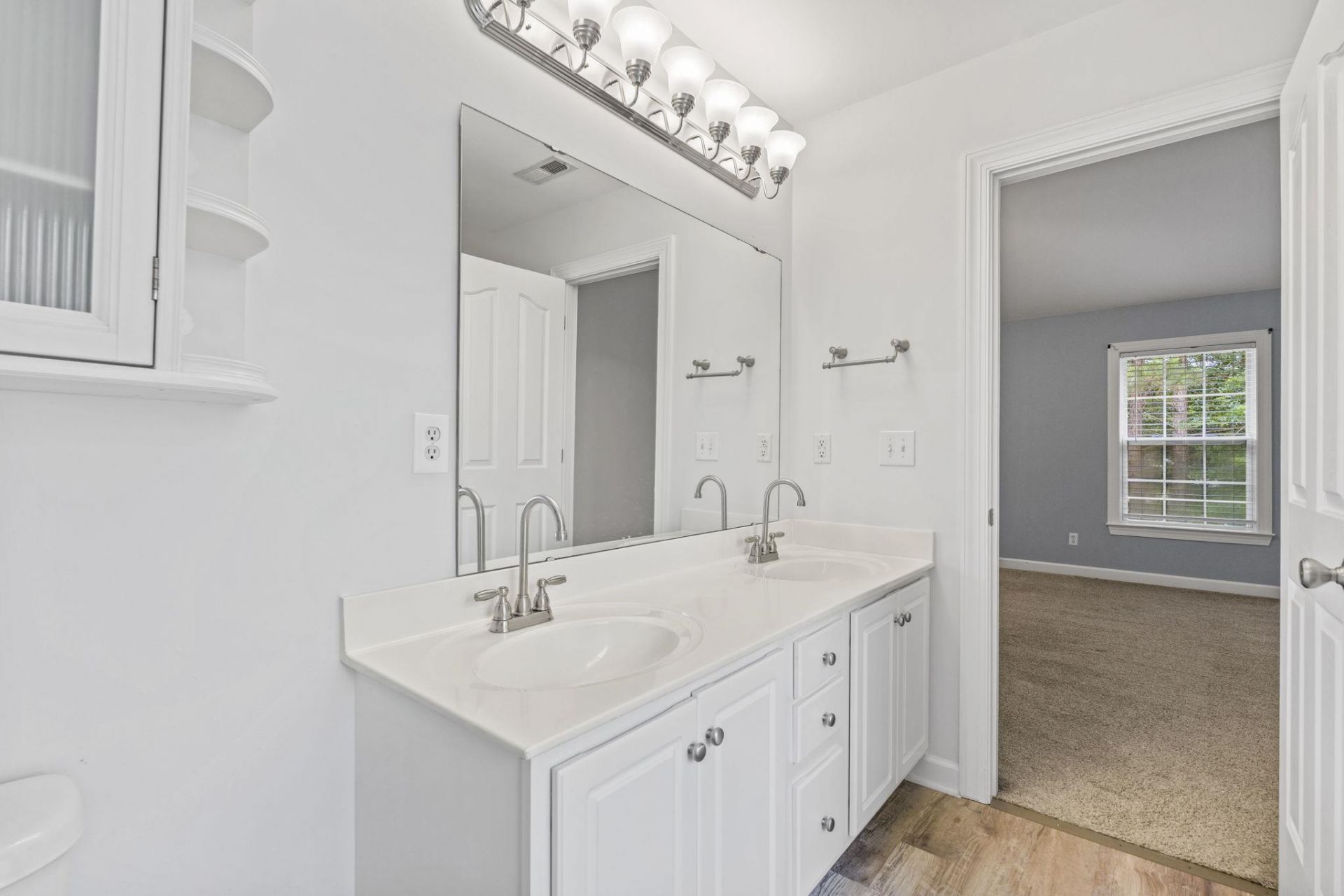 136 Molinia Dr.  Photo 24