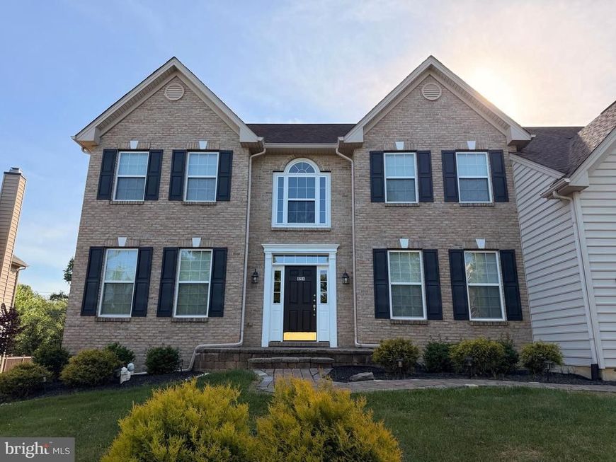 894 Yorkshire Drive, Breinigsville, PA 18031 Main Photo