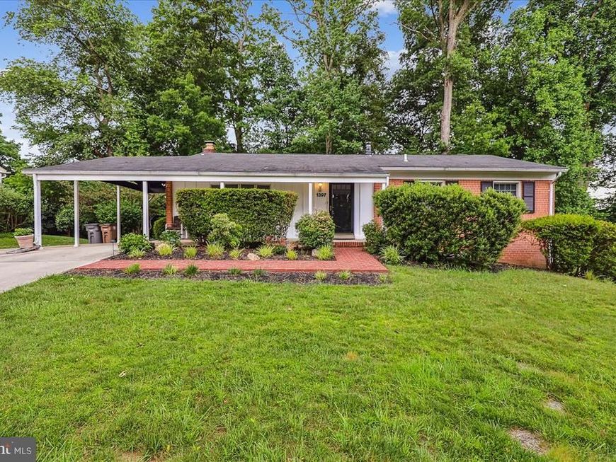 1397 Canterbury Way , Potomac, MD 20854 Main Photo