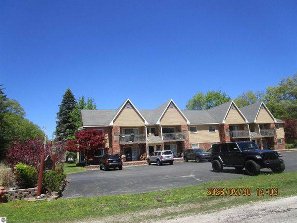 7900 Cedar Lake Drive E, Unit 14, Greenbush, MI 48738