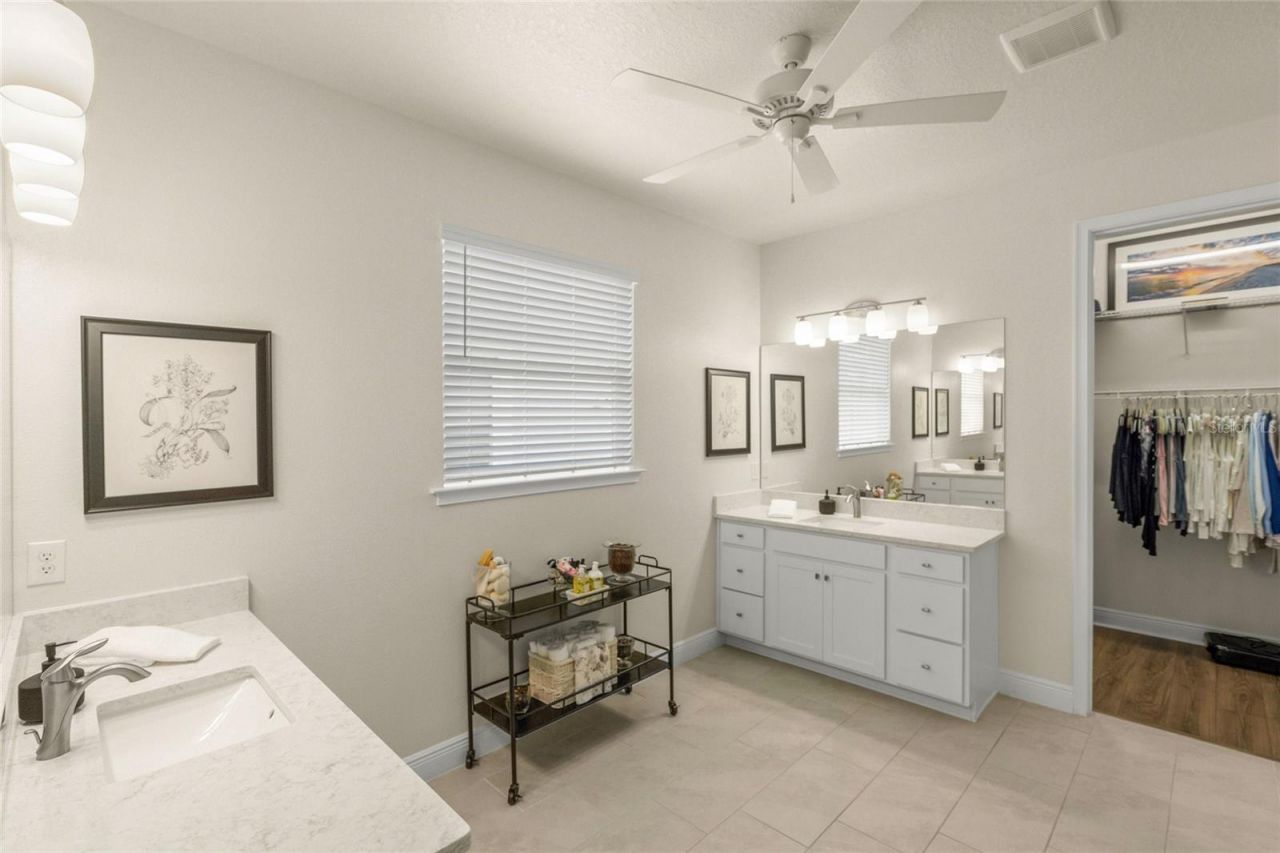 5773 Long Shore Loop, Sarasota, FL 34238 Photo