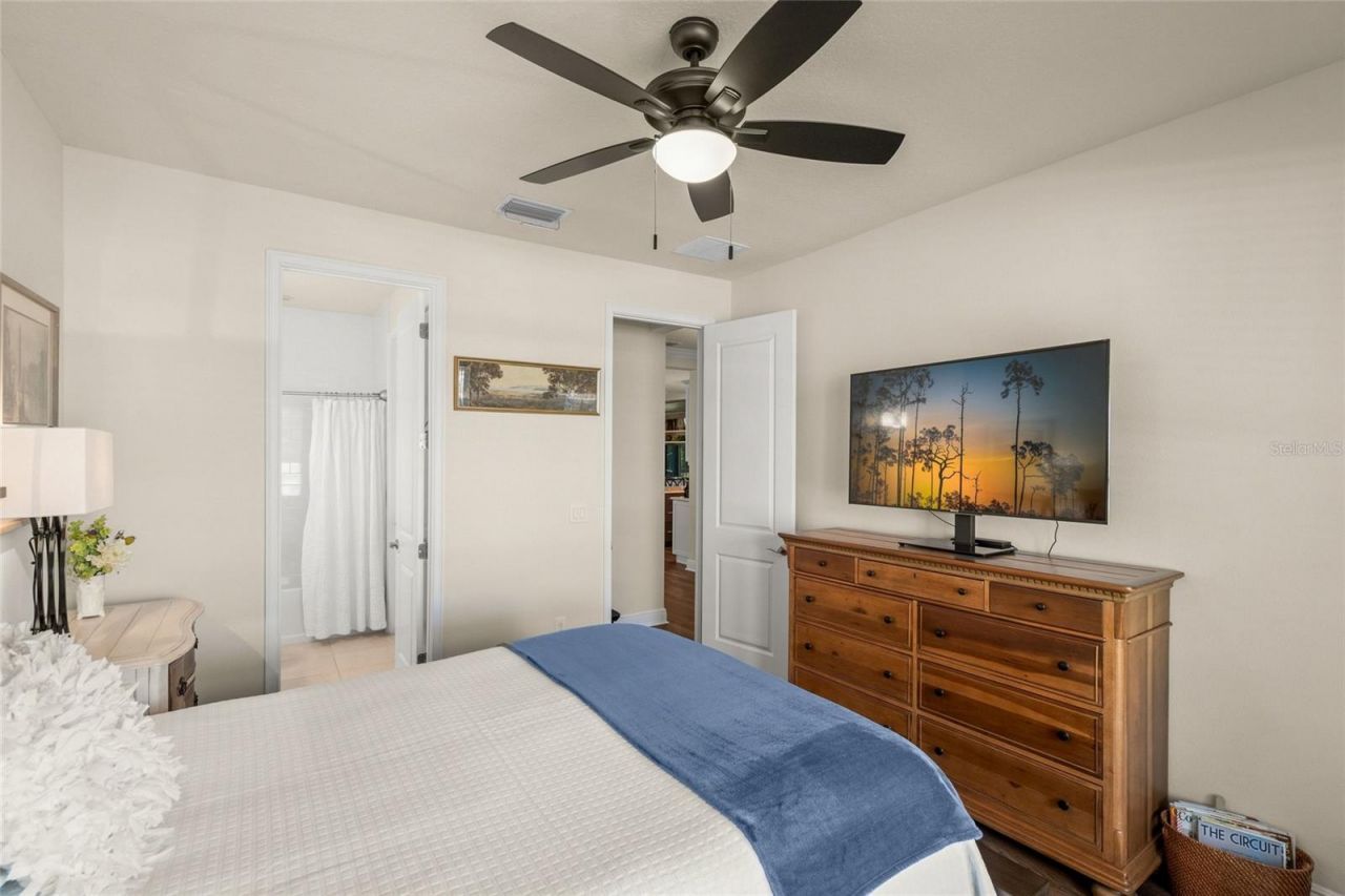 5773 Long Shore Loop, Sarasota, FL 34238 Photo