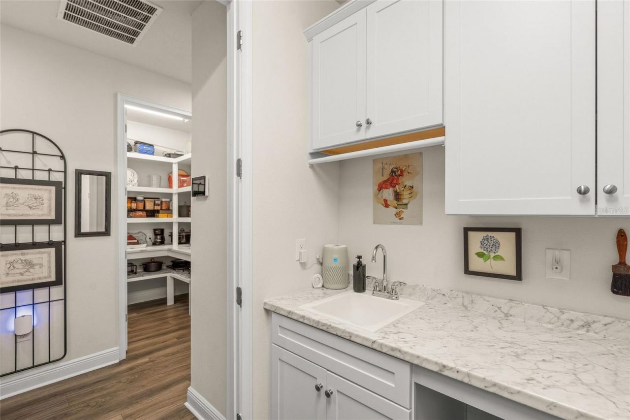 5773 Long Shore Loop, Sarasota, FL 34238 Photo