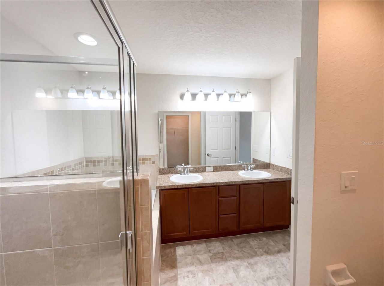 2005 Orange Avenue , Saint Cloud, FL 34769 Photo