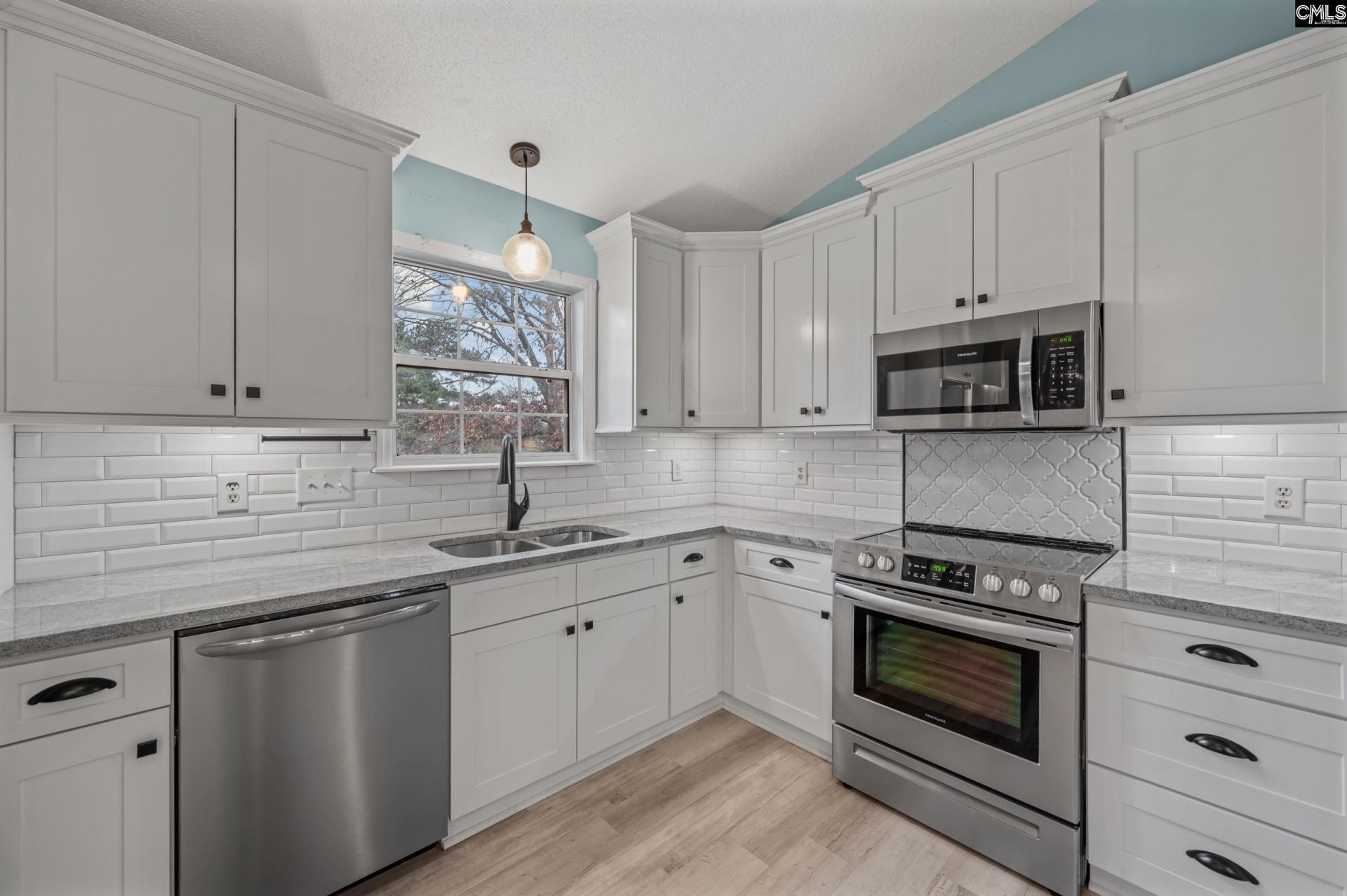 277 Bridleridge Road  Photo 13