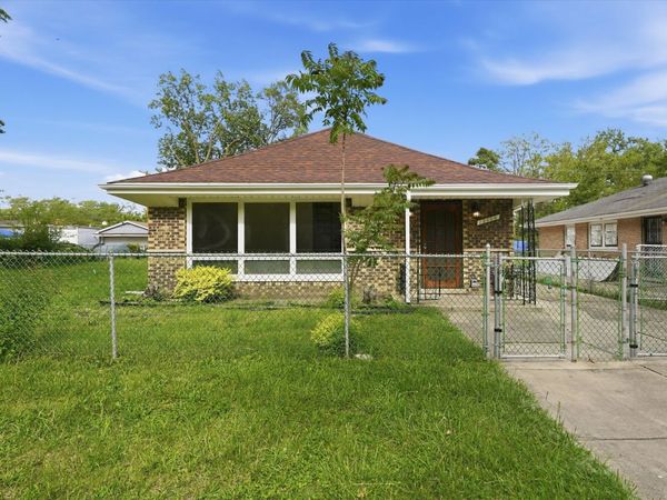 13409 S Komenski Avenue , Robbins, IL 60472