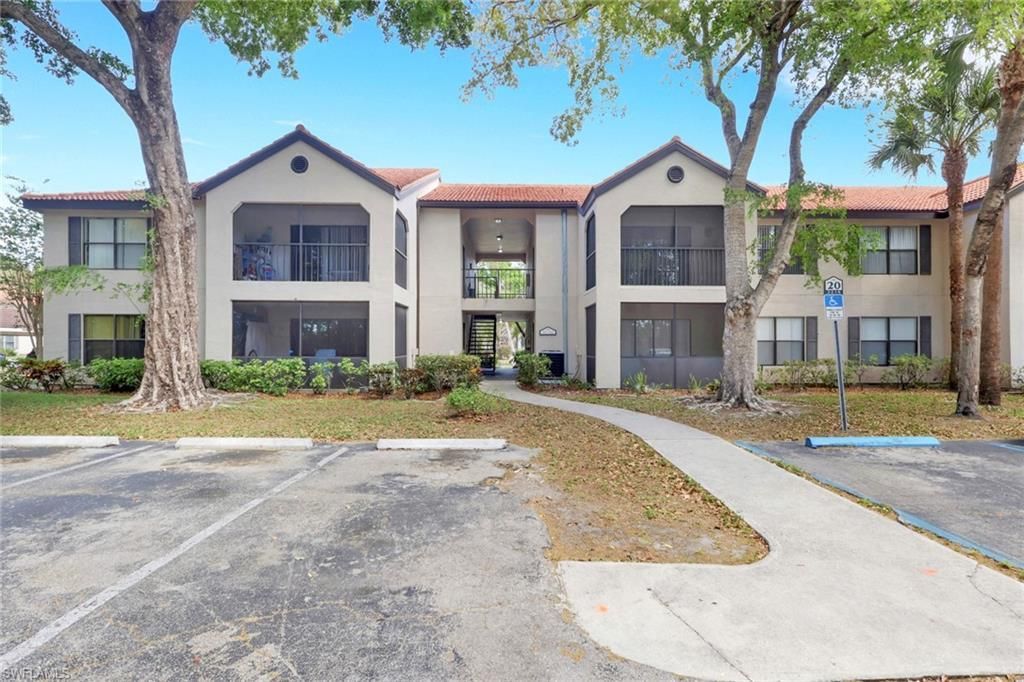 2214 Arbour Walk Cir, Unit 2012, Naples, FL 34109 Photo