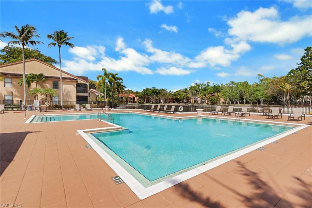 2214 Arbour Walk Cir, Unit 2012, Naples, FL 34109 Photo