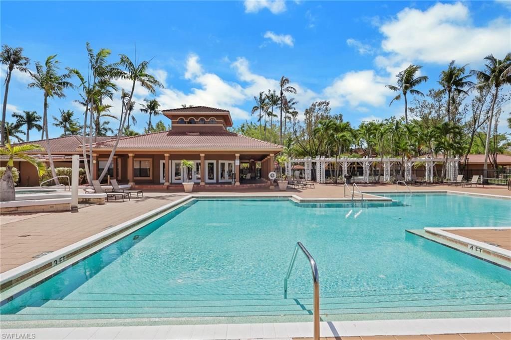 2214 Arbour Walk Cir, Unit 2012, Naples, FL 34109 Photo