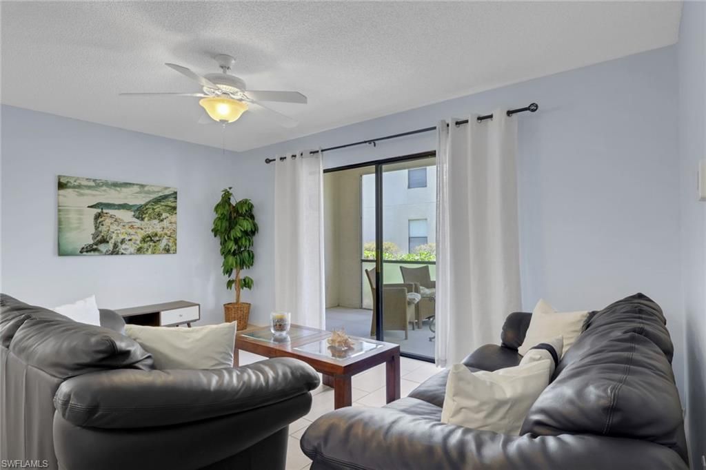 2214 Arbour Walk Cir, Unit 2012, Naples, FL 34109 Photo