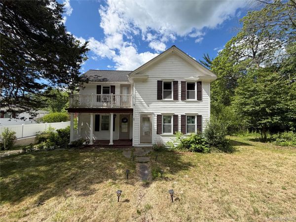 69 Main Street , Sparrowbush, NY 12780