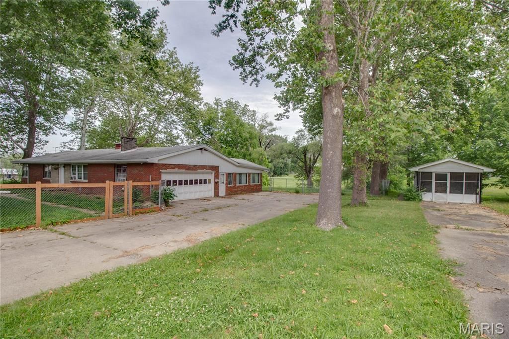 427 Ruth Avenue , Cottage Hills, IL 62018 Main Photo
