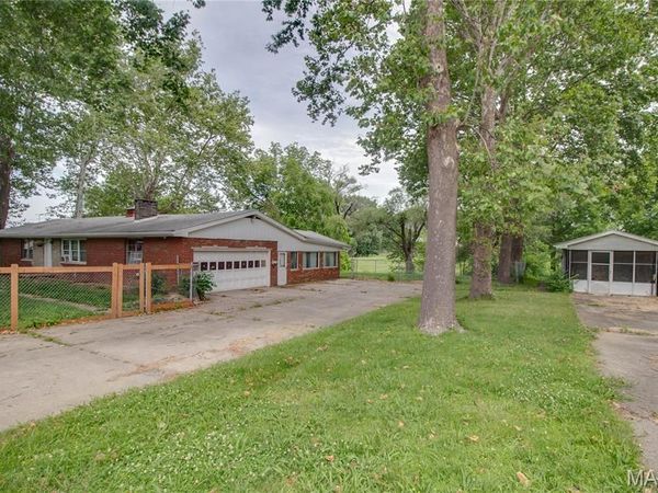 427 Ruth Avenue , Cottage Hills, IL 62018