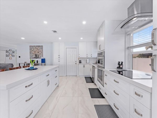 23040 SW 54th Avenue, Boca Raton, FL 33433