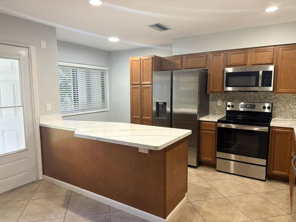 4075 N Palm Forest Dr Drive N, Delray Beach, FL 33445