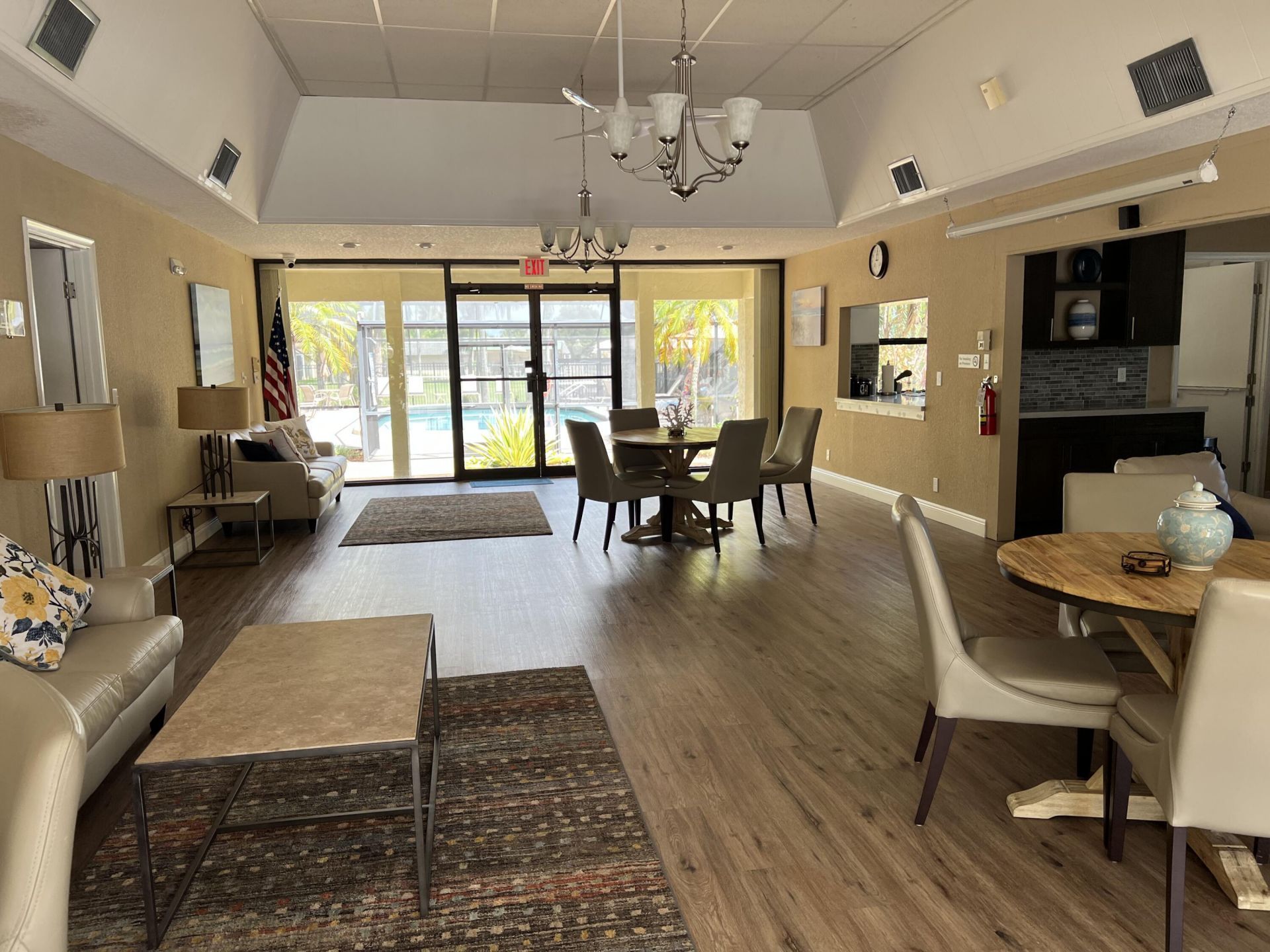 4075 N Palm Forest Dr Drive N, Delray Beach, FL 33445 Photo
