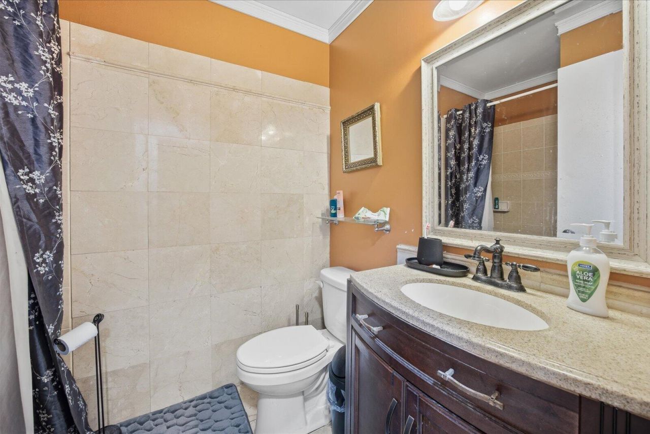 325 NW Dearman Street, Port Saint Lucie, FL 34983 Photo