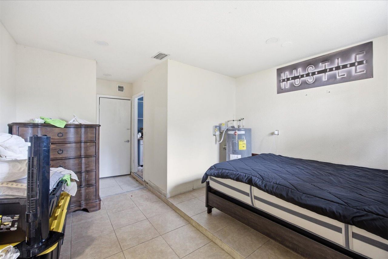 325 NW Dearman Street, Port Saint Lucie, FL 34983 Photo