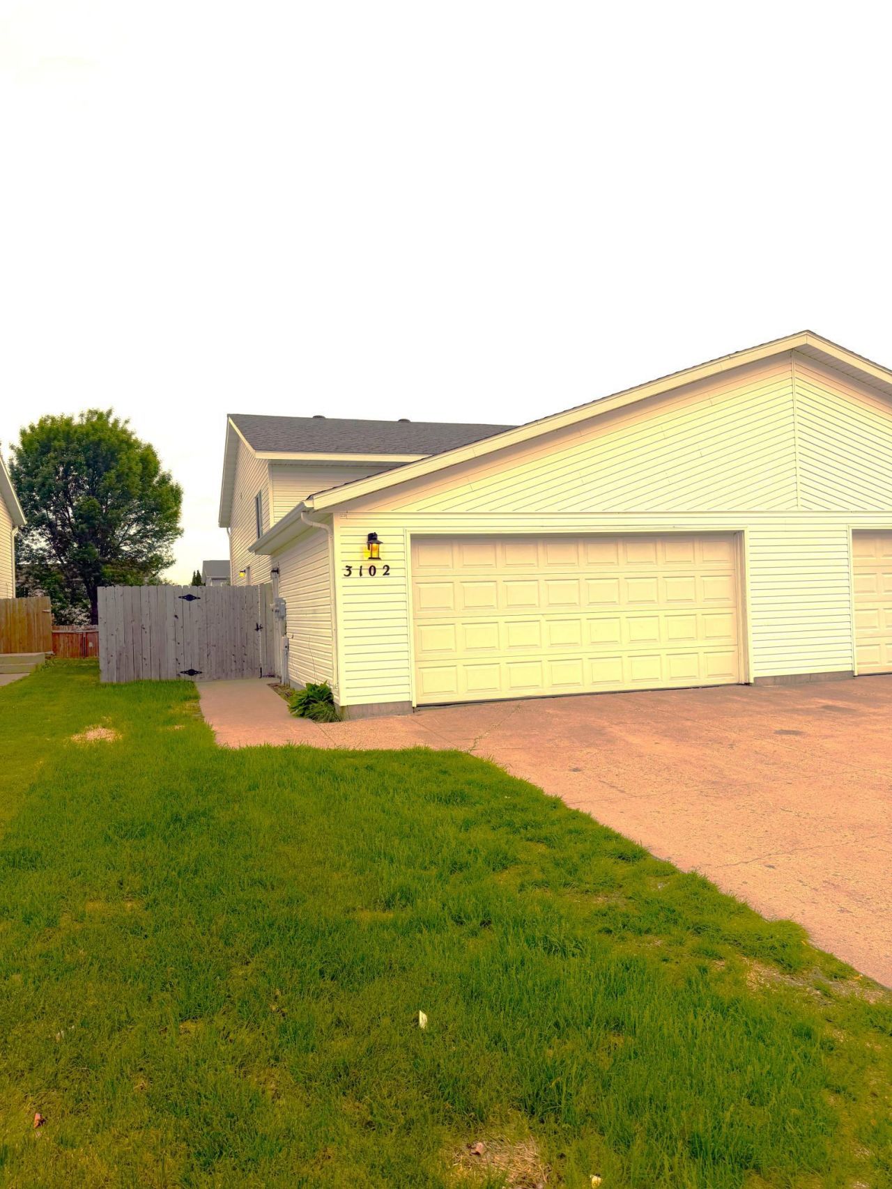 3102 Dakota Park Circle S, Fargo, ND 58104 Main Photo