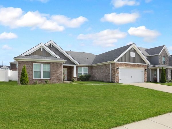 5610 Belmont Drive, Newburgh, IN 47630
