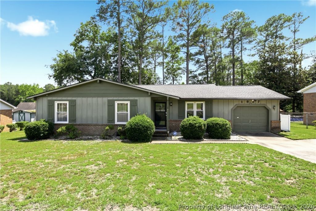 1837 Eichelberger Drive, Fayetteville, NC 28303 Main Photo