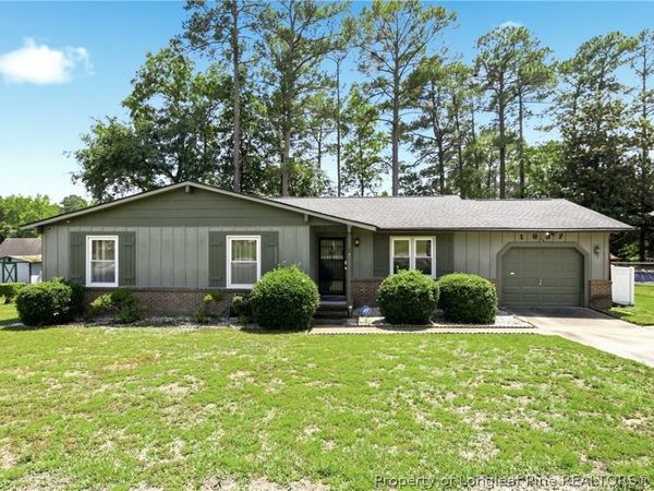 1837 Eichelberger Drive, Fayetteville, NC 28303