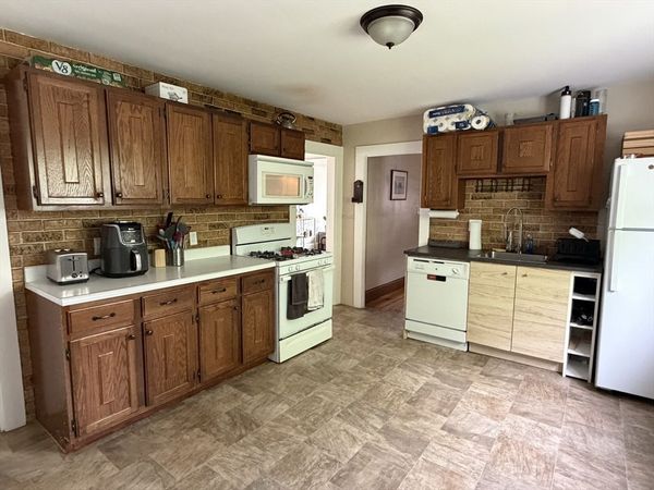 92 Yorktown, Unit 2, Somerville, MA 02144