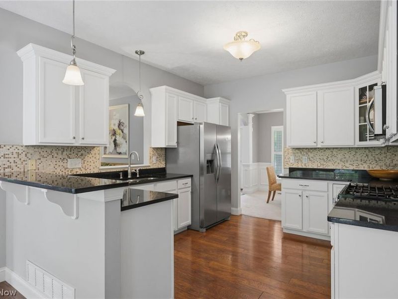 12067 Summerwood Drive , Concord Township, OH 44077 Photo 10