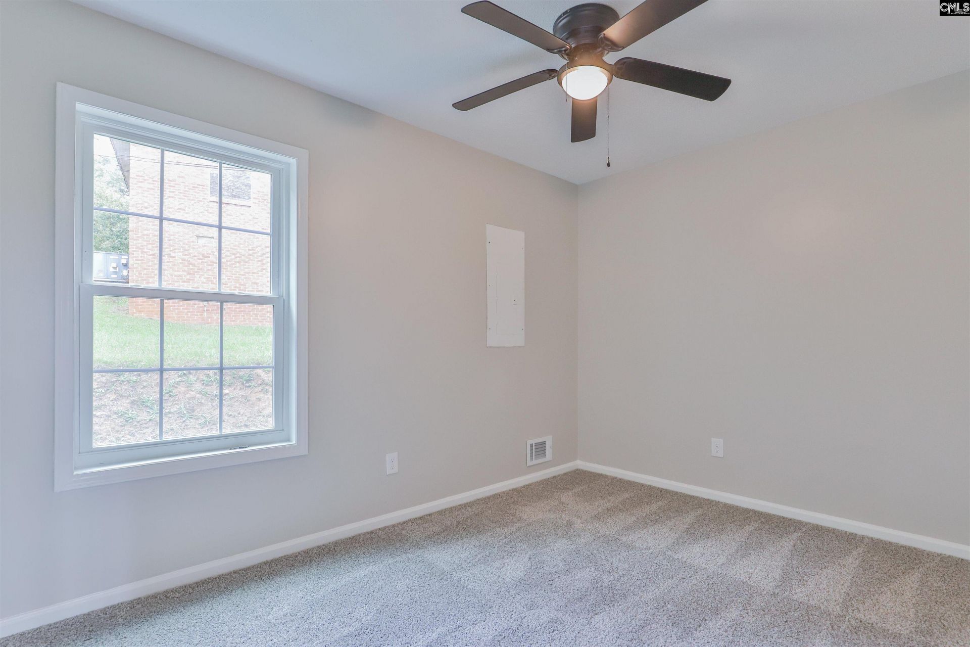 91 Riverview Court  Photo 21