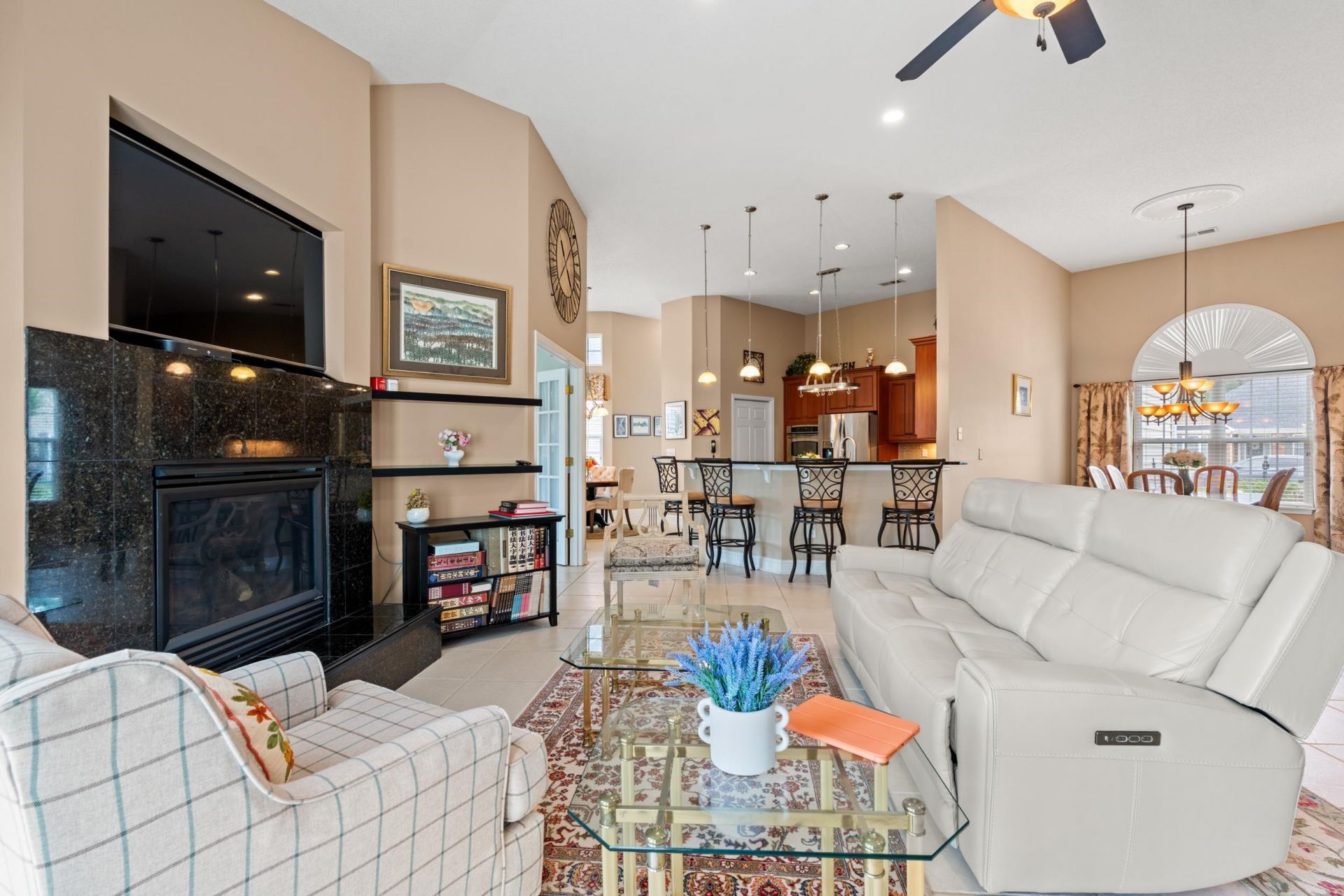 207 Wedgefield Dr.  Photo 7