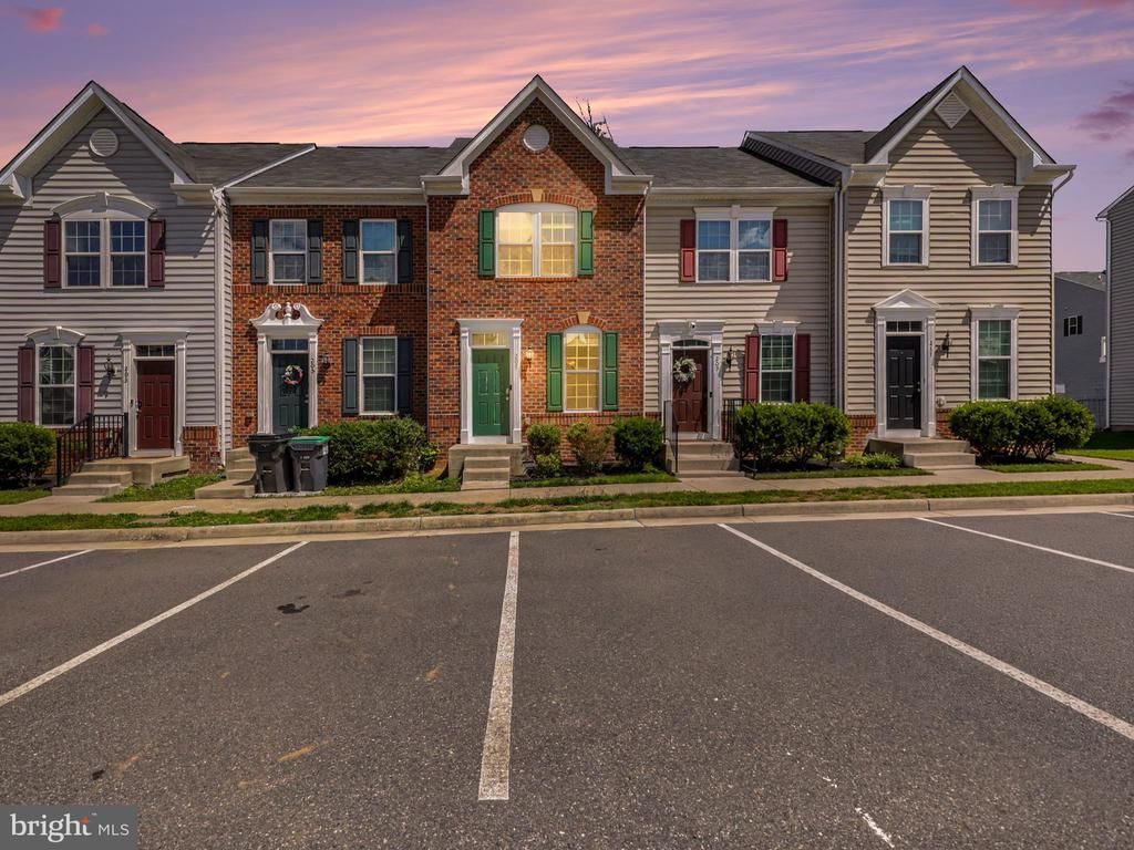 207 Streamview Drive , Fredericksburg, VA 22405 Main Photo