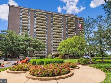 1800 OLD MEADOW ROAD, Unit 713, MCLEAN, VA 22102