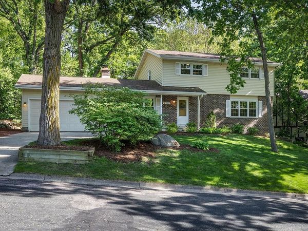 927 Camp Fire Drive, Sun Prairie, WI 53590
