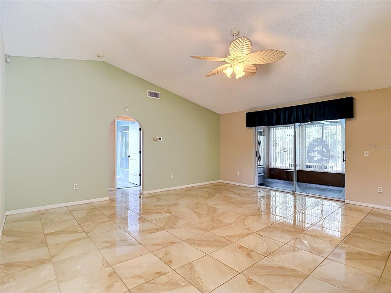 18817 Parade Road , Hudson, FL 34667 Photo