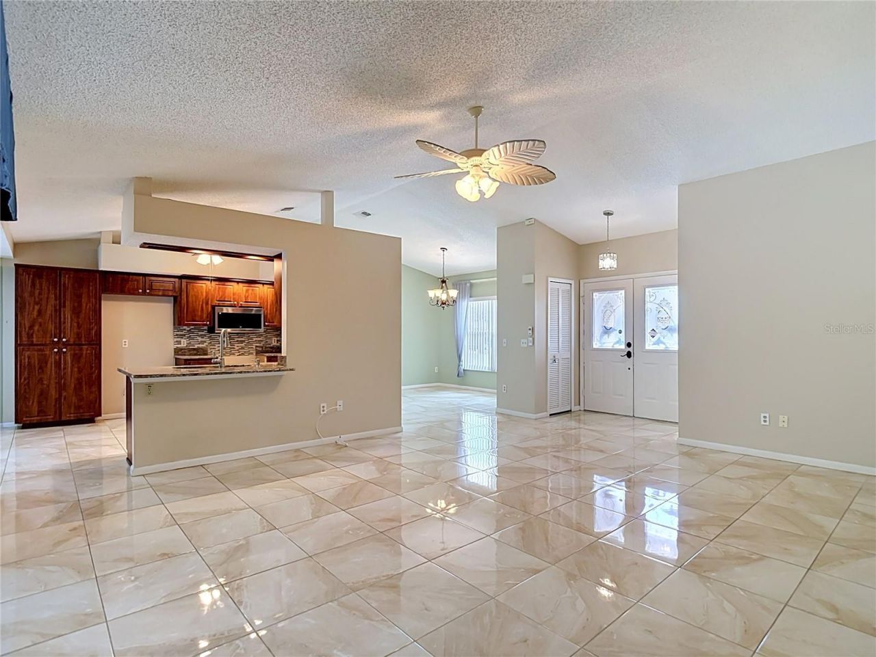 18817 Parade Road , Hudson, FL 34667 Photo