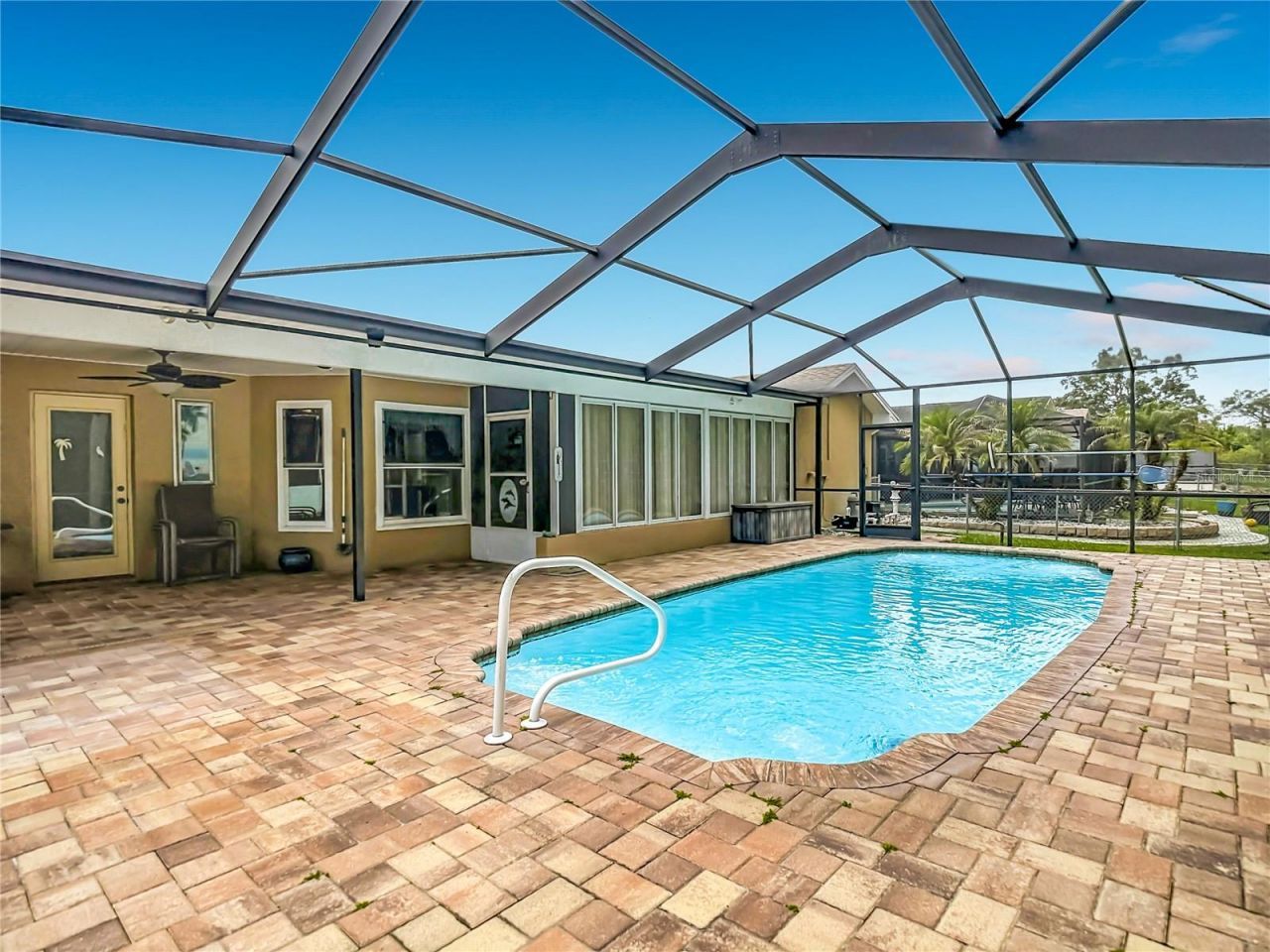 18817 Parade Road , Hudson, FL 34667 Photo