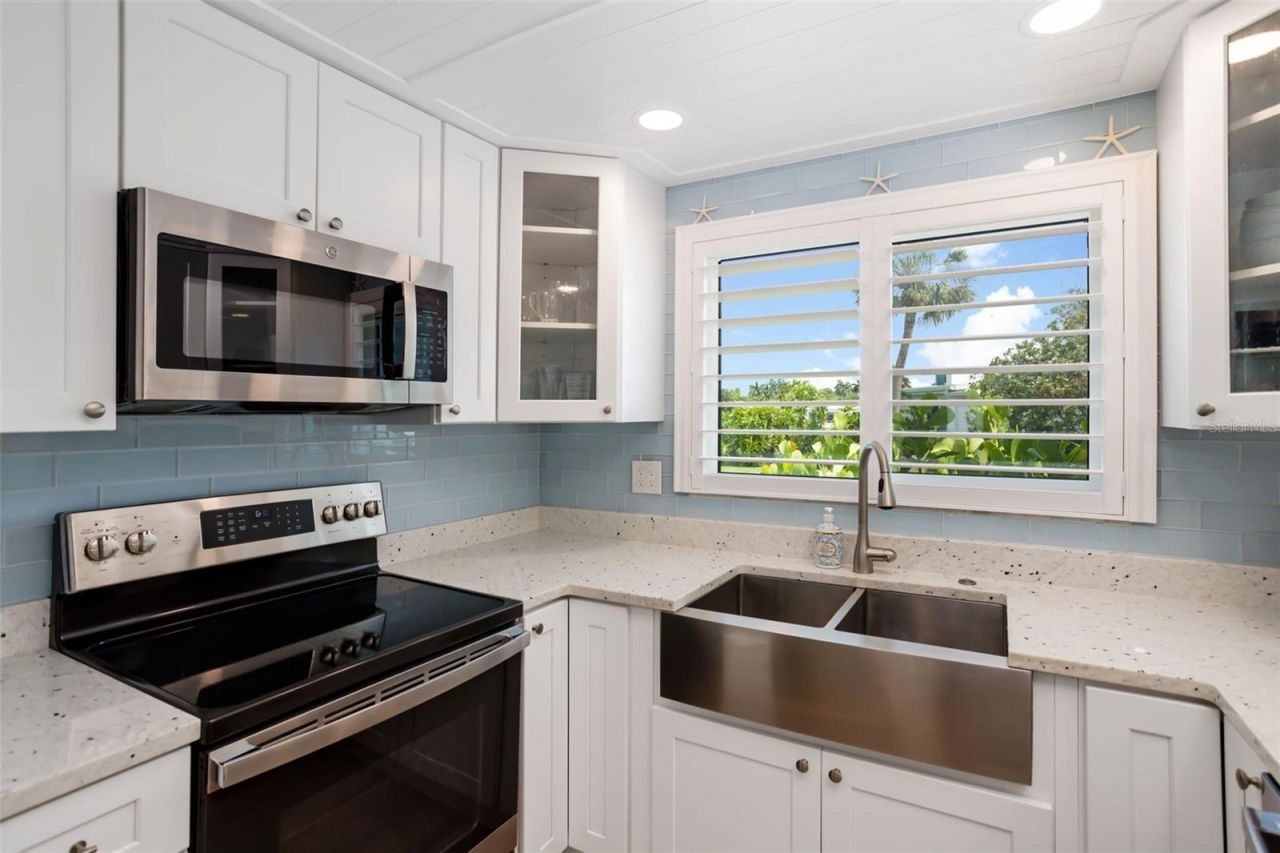 546 Spanish Drive S, Longboat Key, FL 34228 Photo