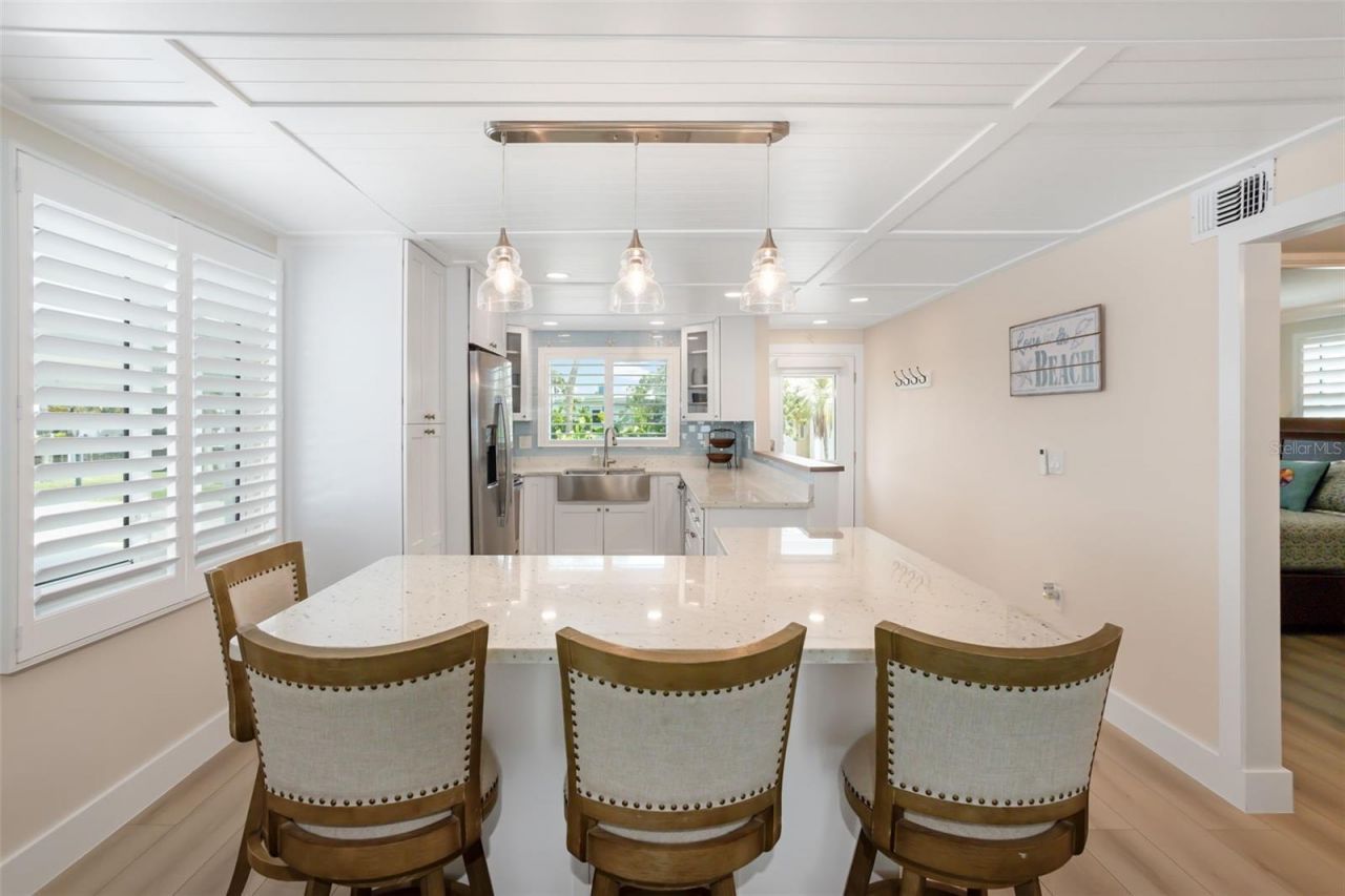 546 Spanish Drive S, Longboat Key, FL 34228 Photo