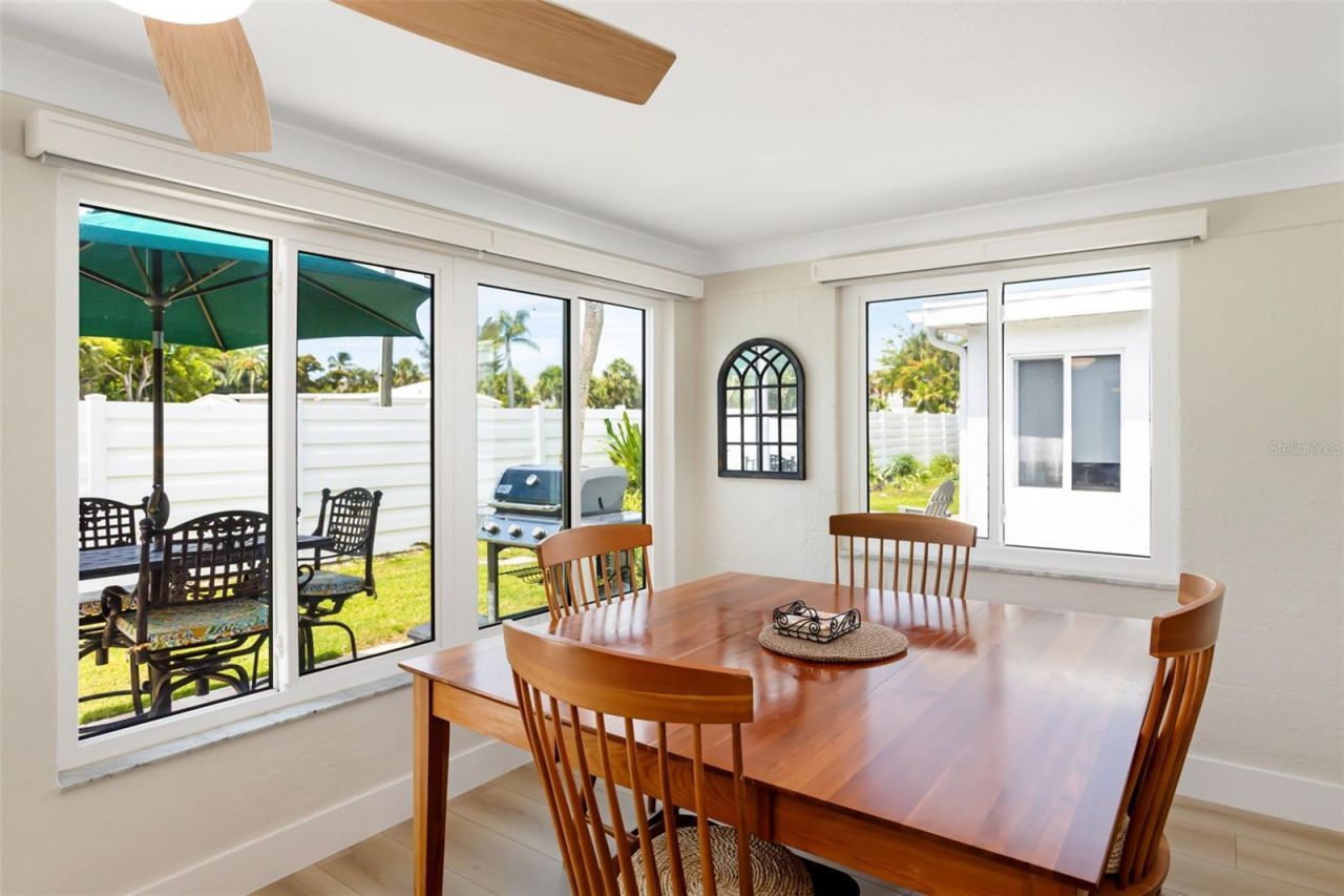 546 Spanish Drive S, Longboat Key, FL 34228 Photo