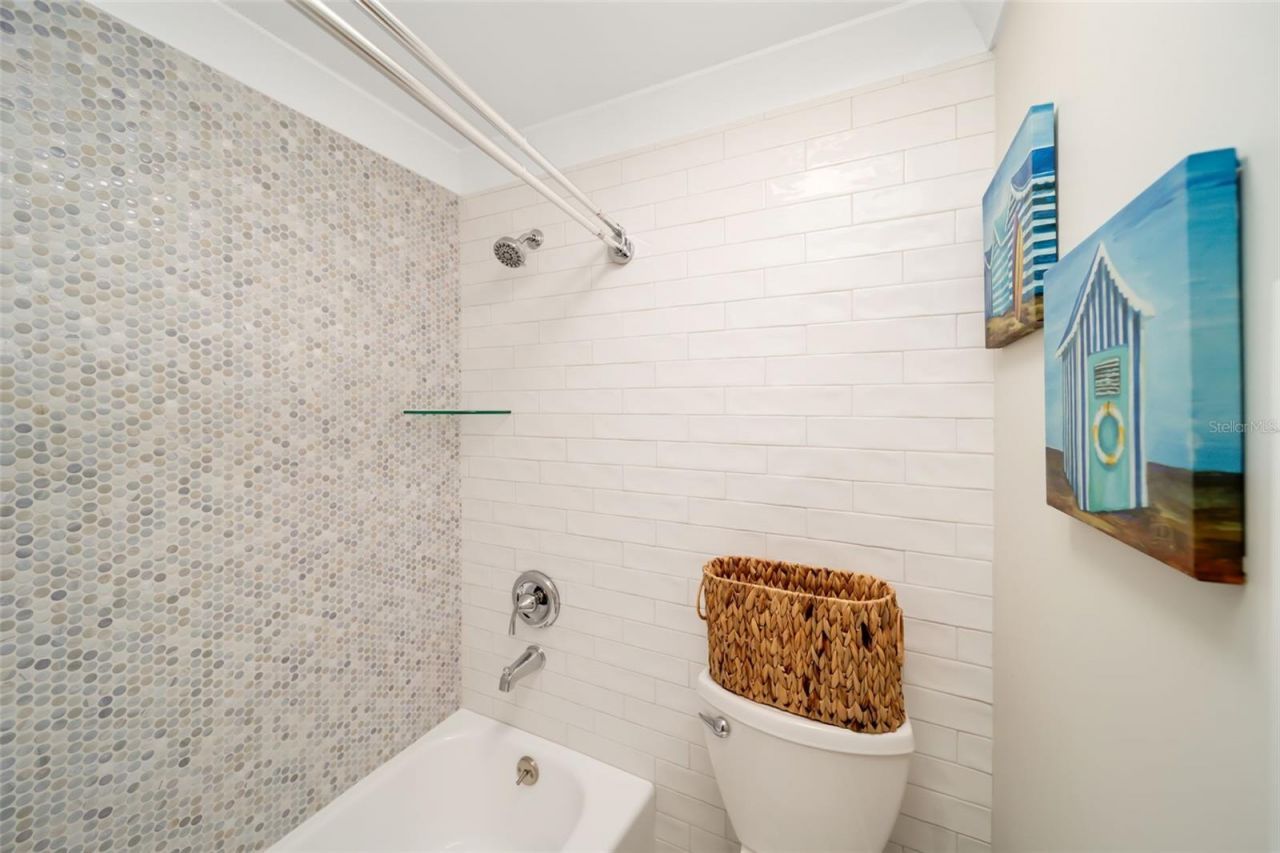 546 Spanish Drive S, Unit 122, Longboat Key, FL 34228 Photo