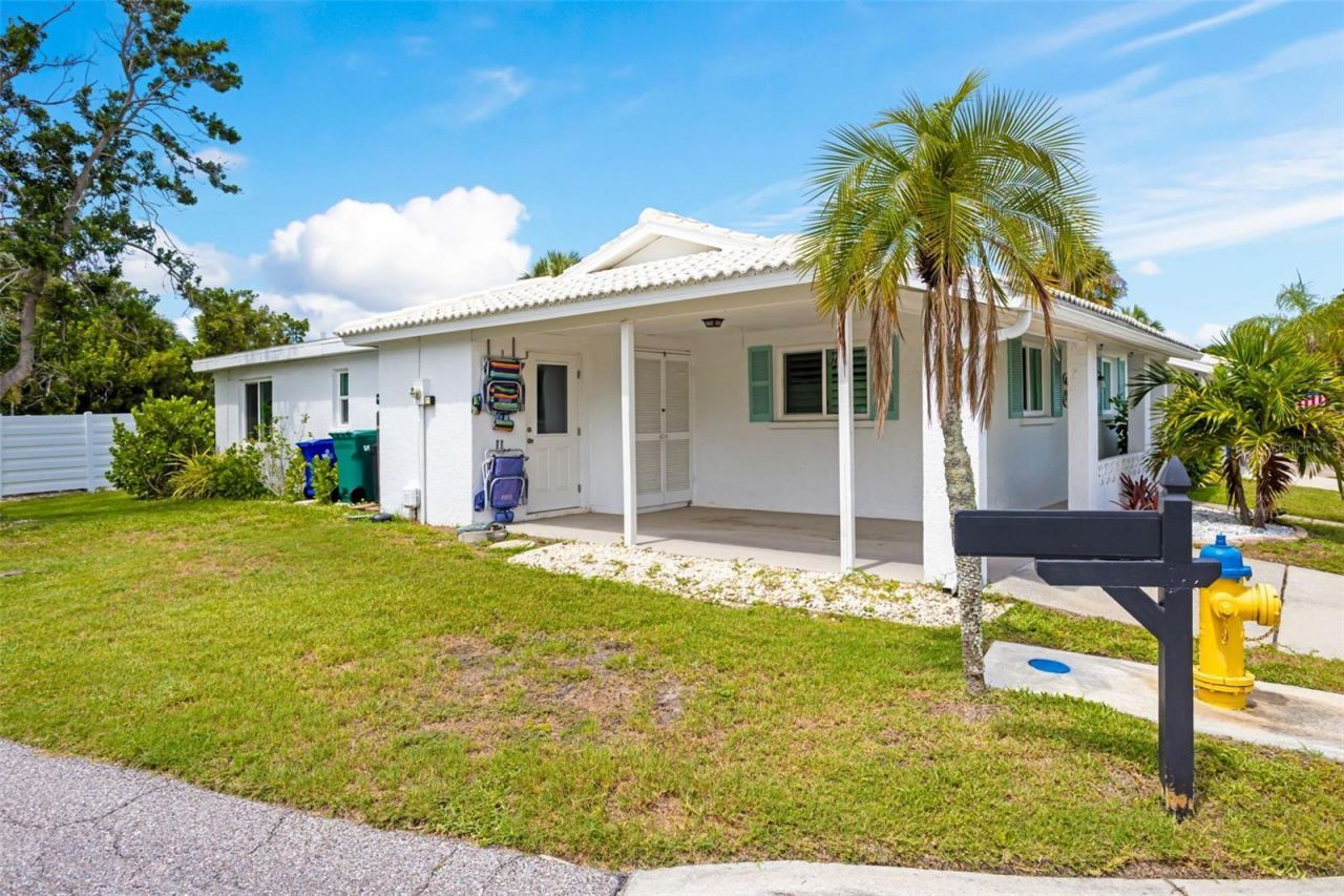 546 Spanish Drive S, Unit 122, Longboat Key, FL 34228 Photo