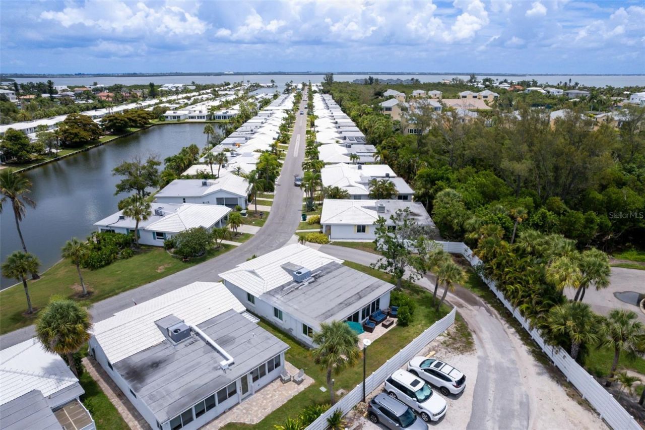 546 Spanish Drive S, Unit 122, Longboat Key, FL 34228 Photo