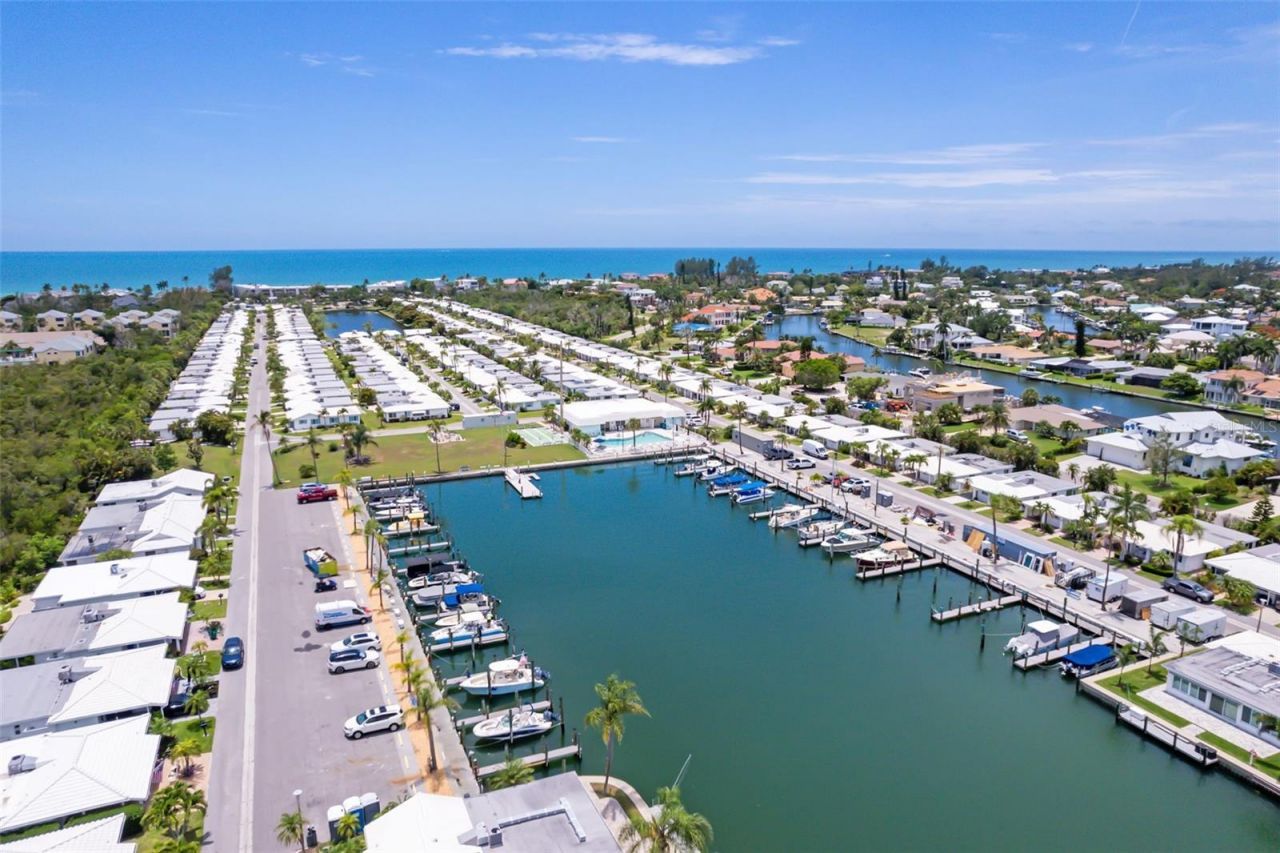 546 Spanish Drive S, Unit 122, Longboat Key, FL 34228 Photo