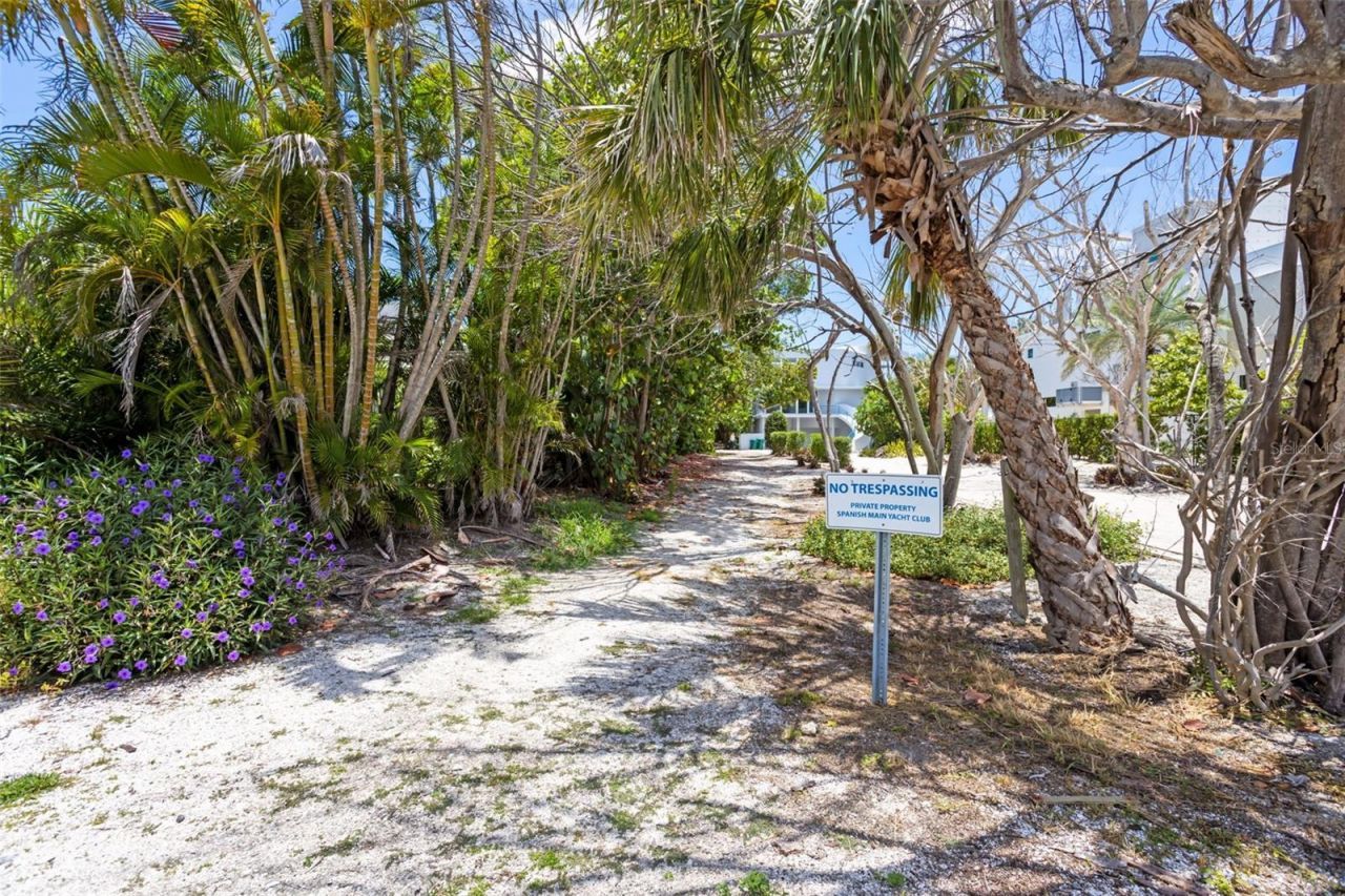 546 Spanish Drive S, Unit 122, Longboat Key, FL 34228 Photo