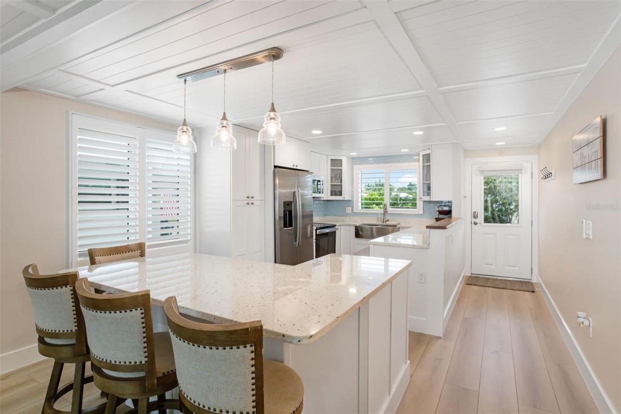 546 Spanish Drive S, Longboat Key, FL 34228 Photo