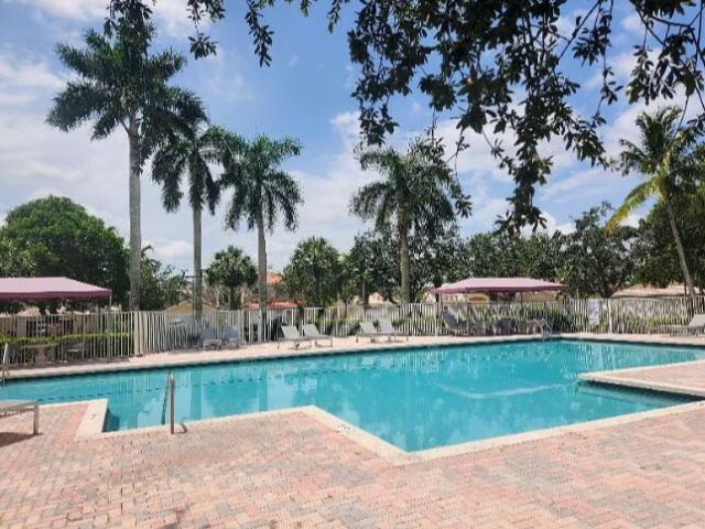 2011 Madeira Drive, Weston, FL 33327 Photo
