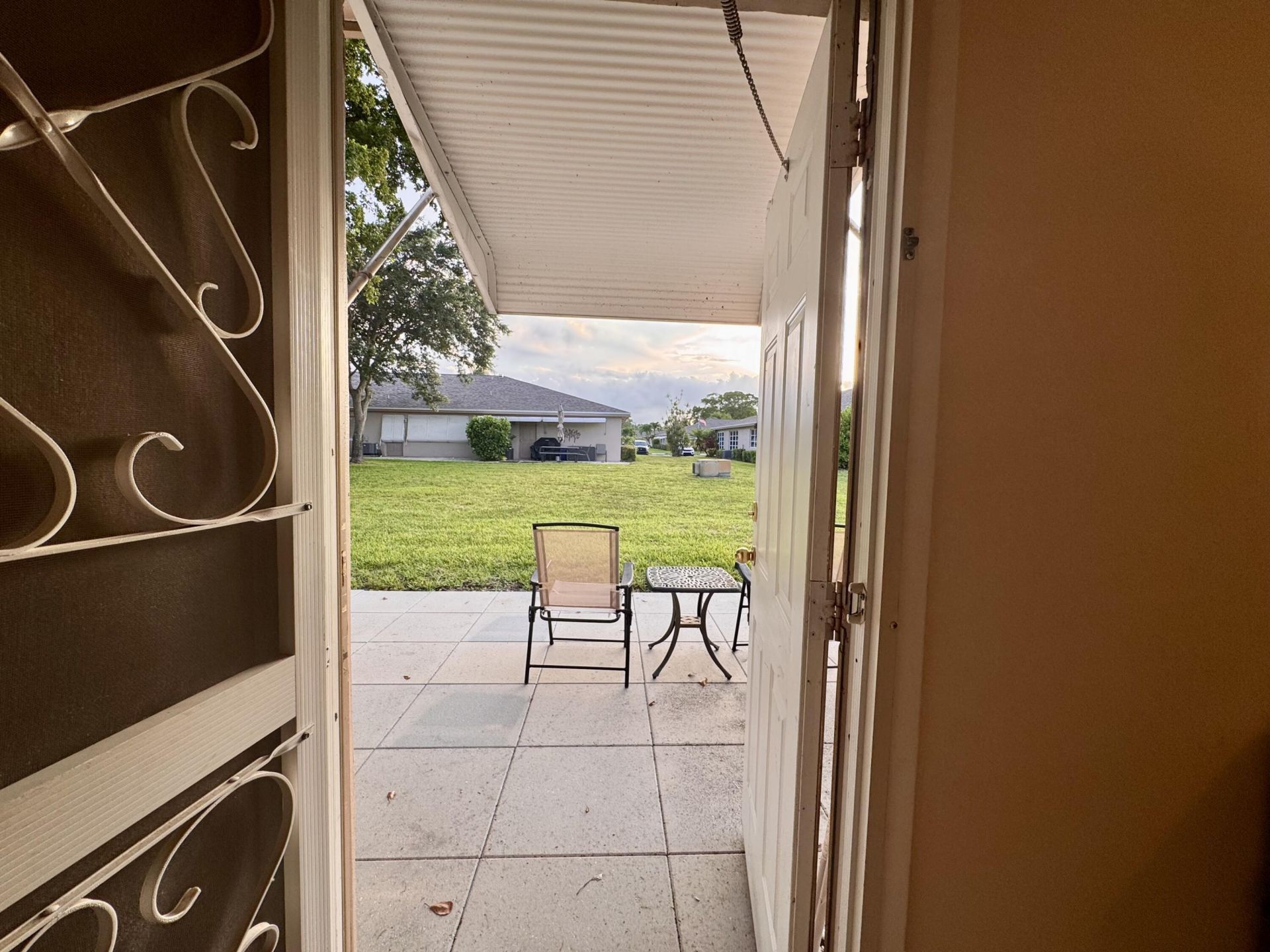 1252 W Club Dr Drive W, Unit D, Delray Beach, FL 33445 Photo