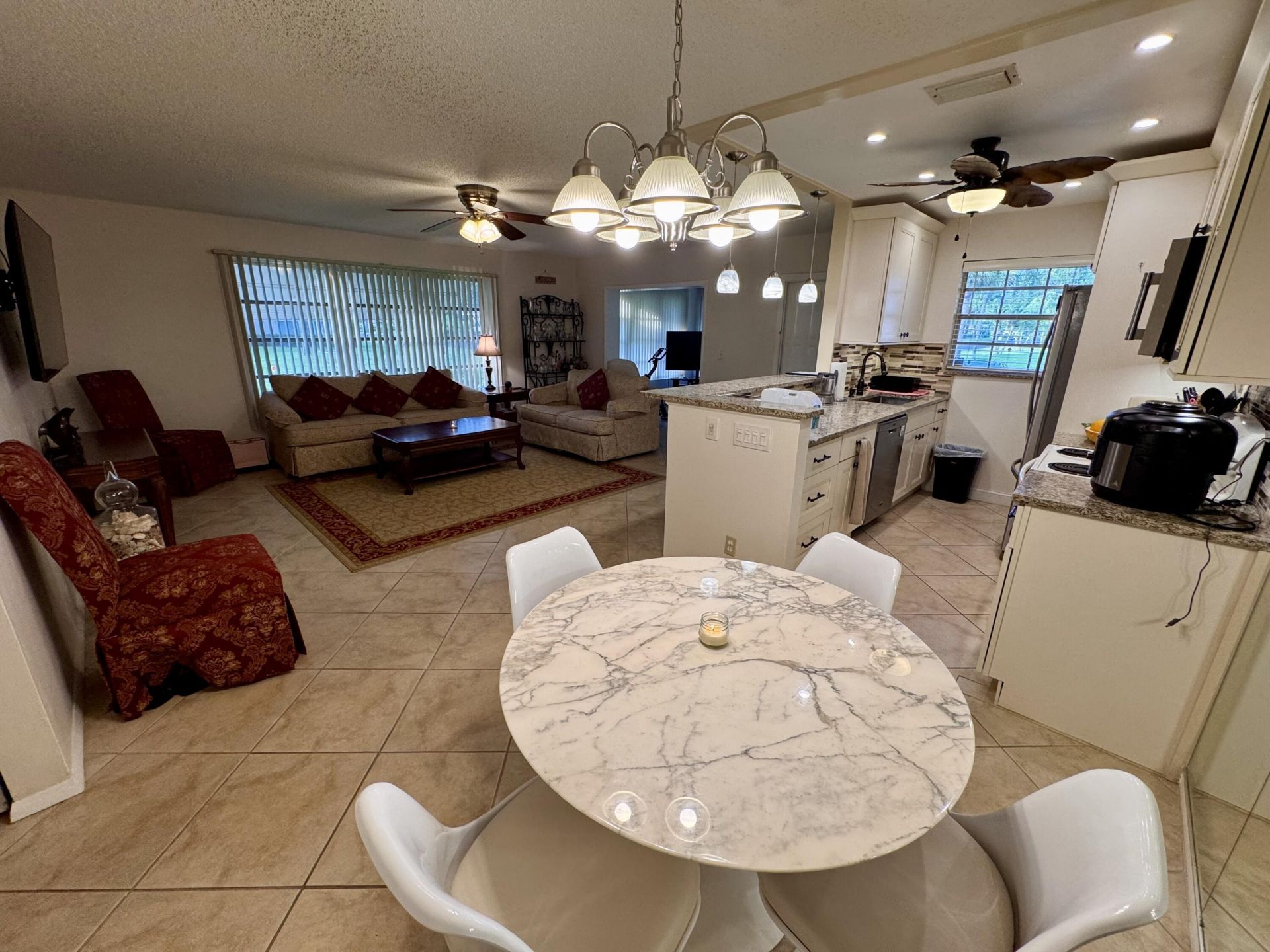 1252 W Club Dr Drive W, Unit D, Delray Beach, FL 33445 Photo